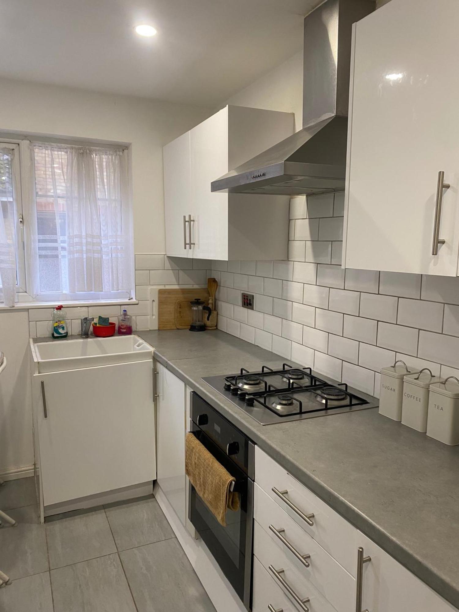 Luxurious 5 Bedroom House Londres